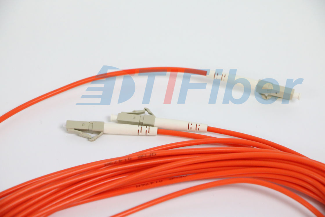 FTTH LC / APC 1 X 2 splitter optical fiber With 3.0mm G657A Fiber Cable