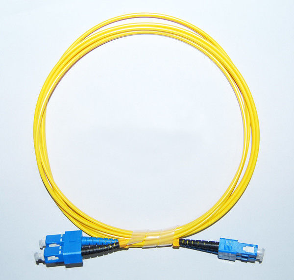 OEM SC/APC-SC/APC Singlemode Fiber Optic Patch Cord in communication equipment