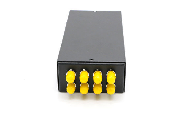 FTTH 8 Port Fiber Optic Terminal Box ST Port Adapter Insertion - Type Coupling
